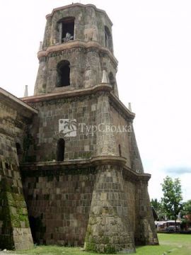 Церковь Миагао. Автор: Nickrds09, wikimedia.org