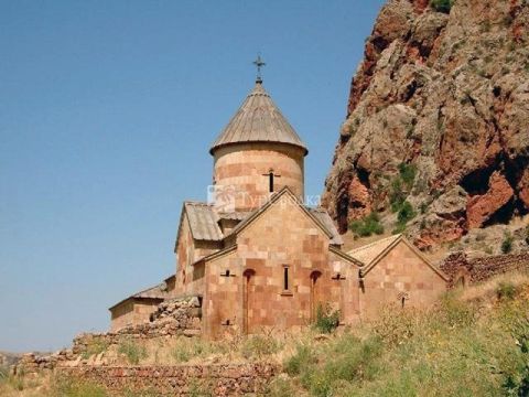 Храм близ г.Ереван