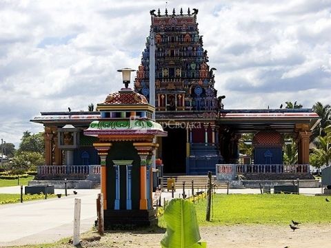 Индуистский храм Шри-Шива-Субраманья.