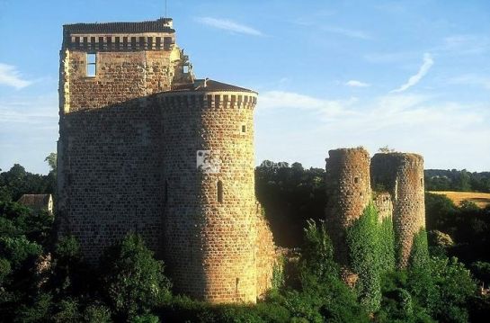 Замок де Хериссон