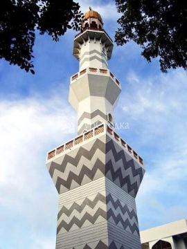 Один из минаретов Великой мечети.