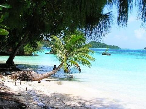 Пляж на одном из островов.