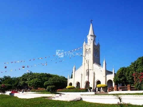 Церковь Нуэстра Сеньора де-ла-Канделария.