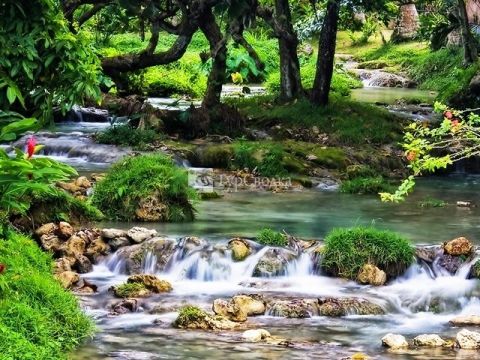 Водяные каскады Мел на о. Эфате.