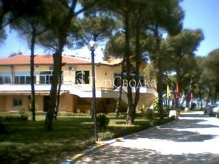 Mali i Robit Resort Kavaje 3*