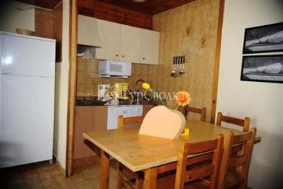 Lake Placid Apartments 2*