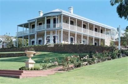 The Rocks Albany 5*