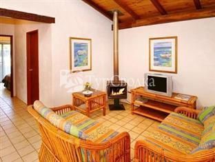 Sandy Bay Holiday Park 4*