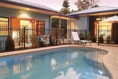 Cavvanbah Beach House Bed & Breakfast 4*