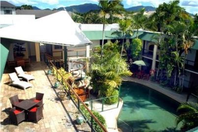 Bay Village Tropical Retreat 3*