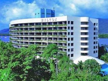 Hilton Cairns Hotel 5*
