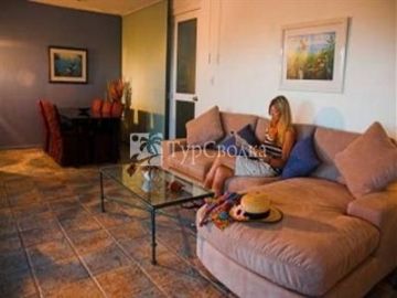 Nigana Cairns Bed & Breakfast 4*