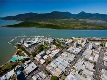 Rydges Plaza Cairns 4*
