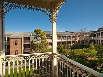 Medina Classic Hotel Canberra 3*