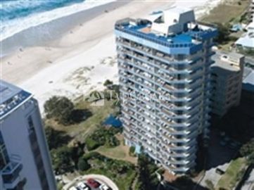 Surfers Royale Resort 3*