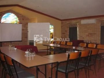 Starlight Motor Inn 3*