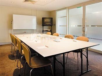 Travelodge Macquarie North Ryde 4*