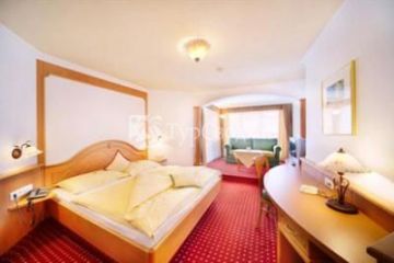 Smaragdhotel Tauernblick 4*