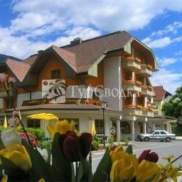 Familienhotel Burgstallerhof 4*