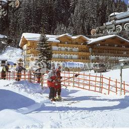 Alpenhof Hotel Filzmoos 4*