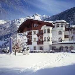 Hotel Alpenschlossl Neustift im Stubaital 4*