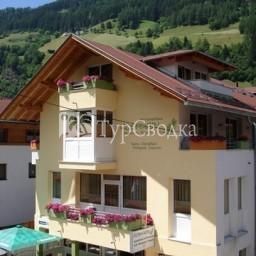 Rosmarin Apartmenthaus Neustift im Stubaital 3*