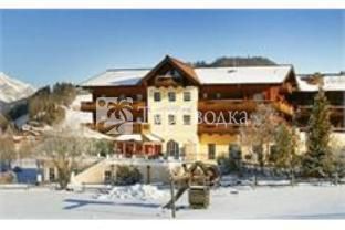 Hotel Zum Jungen Romer Radstadt 4*