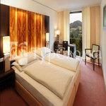 Holiday Inn Salzburg City 4*