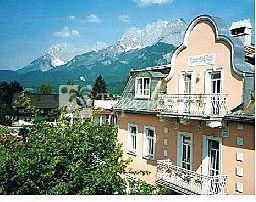 Aparthotel Grattschlossl St. Johann in Tirol 3*