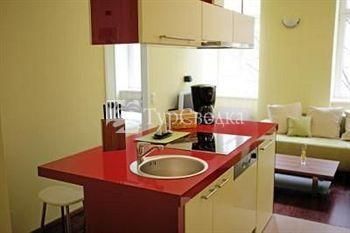 Debo Apartments 3*