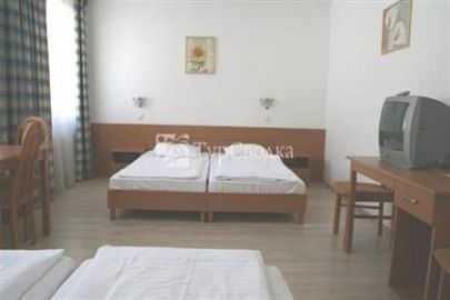 Hotel Geblergasse 3*
