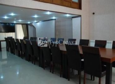 Alp Inn Hotel 2*