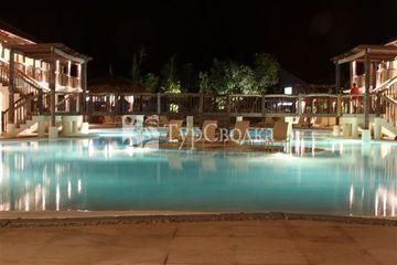 BEST WESTERN Premier Carrefour de l'Europe 4*