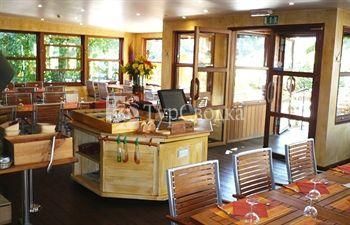 BEST WESTERN Leonardo Charleroi 3*