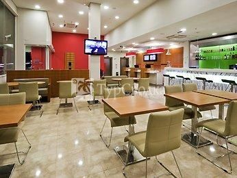 Ibis Dourados 4*