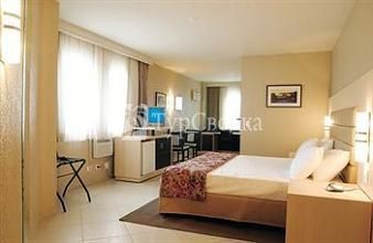 Bristol Dobly Metropole Hotel 4*