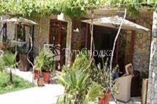 Guesthouse Petkovi Primorsko 2*