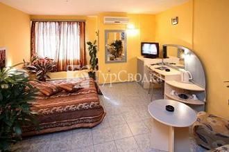 Hotel Color Varna 2*