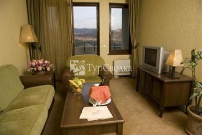 Yantra Grand Hotel 4*