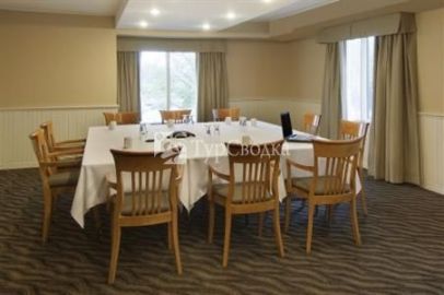 BEST WESTERN Royal Brock Hotel & Conference Centre 3*