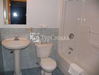 Seven Oakes Motel 2*