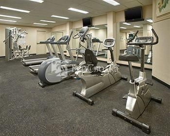 Four Points by Sheraton Toronto Airport 3*