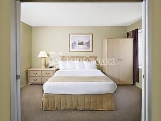 Sandalwood Hotel And Suites 3*