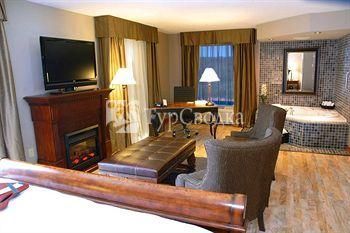 Hampton Inn & Suites by Hilton Moncton 3*