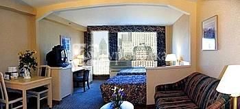 Quality Inn Downtown Montreal 3*