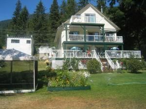 Willow Point Beach House B&B 2*