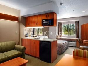 Microtel Inn and Suites Parry Sound 2*
