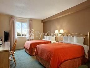 Travelodge Suites Saint John 2*