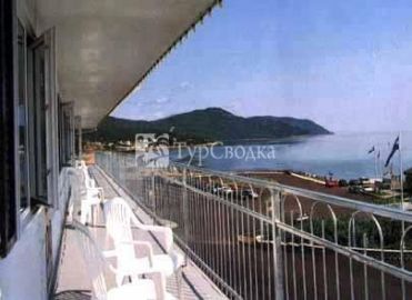 Auberge Sur Mer 2*