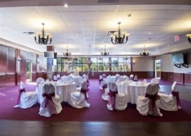 Comfort Inn & Suites Surrey 3*